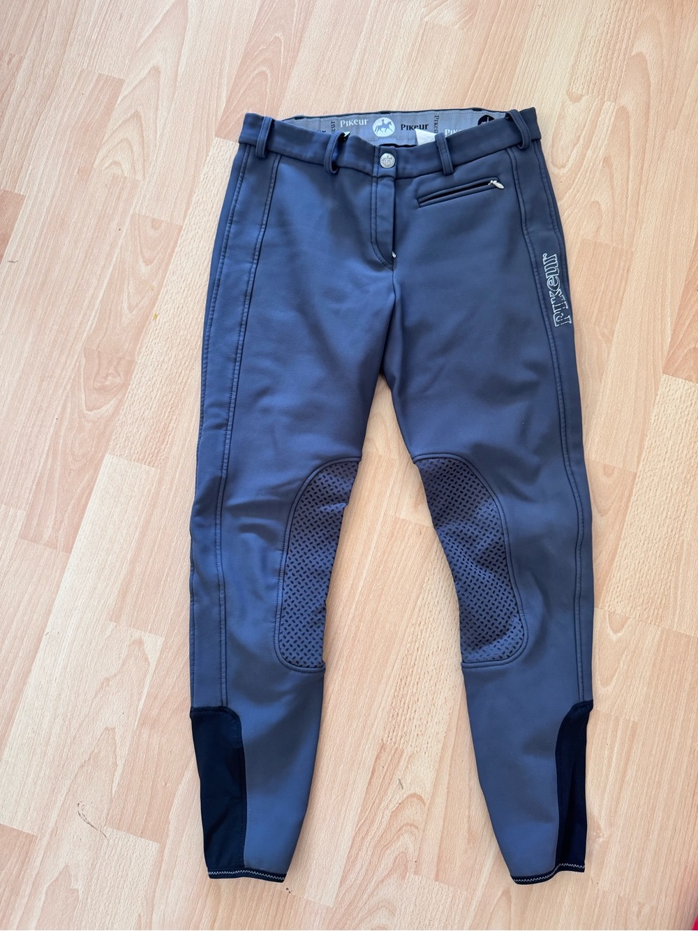 Pikeur Lucinda Grip Women's Gray Riding Breeches size EU 38 size 2?